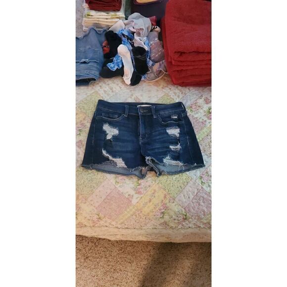 NWOT SO DENIM SHORTS - Picture 1 of 4